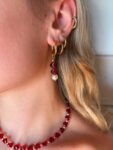Earrings with red hearts